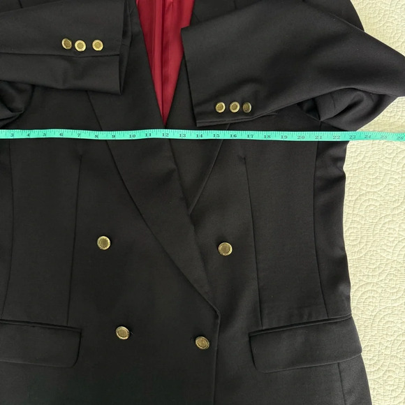 Oscar de la Renta Blue Navy Blazer with Gold Buttons - Picture 12 of 13